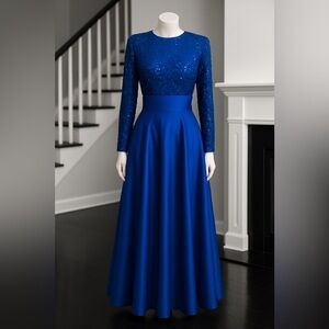 ✨ NWOT Elegant Blue Sequin Satin Evening Gown – Size 12 ✨